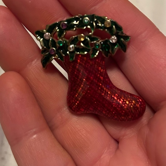 Jewelry - Festive Red and Green Stocking Brooch